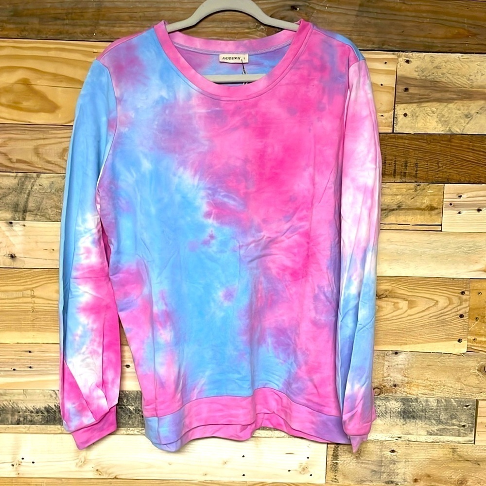 And The Why size large blue and pink tie dye terrycloth sweatshirt ballon sleeve